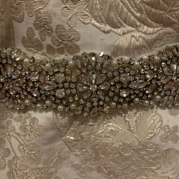 Formal high-low dress - Picture 2 of 3